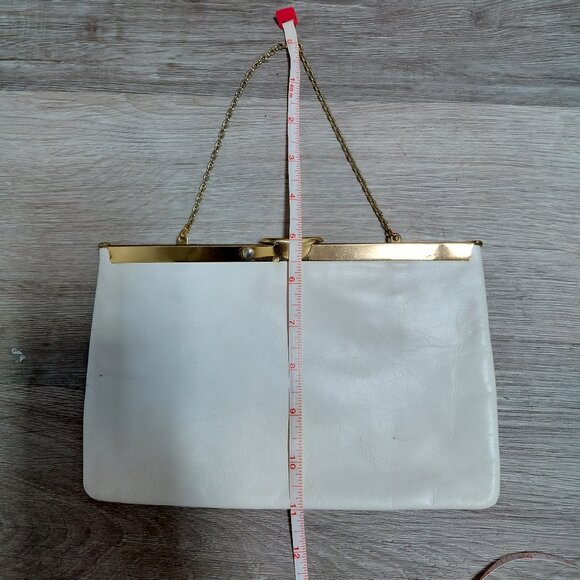 Vintage White & Gold Clutch - Picture 5 of 6